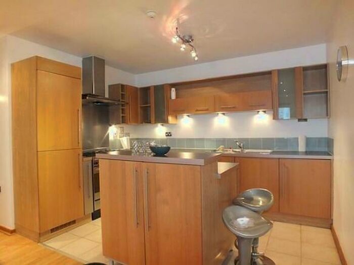2 Bedroom Apartment To Rent In Portland Street, Southampton, SO14