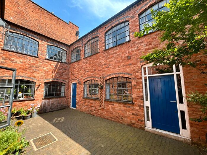 2 Bedroom Terraced House For Sale In Branston Street, Birmingham, B18