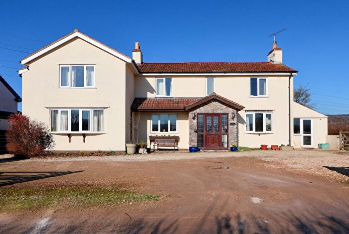 5 Bedroom Detached House For Sale In Semi-rural Bedroom Flexible Family Home, BS40