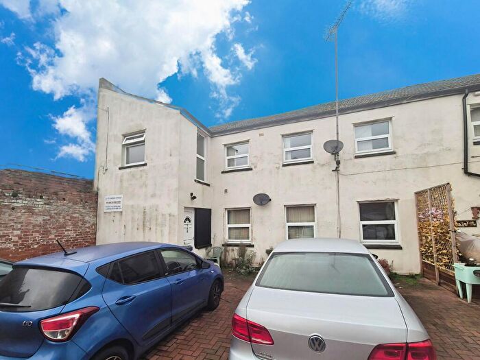 1 Bedroom Flat To Rent In Lindsay Street, Kettering, NN16