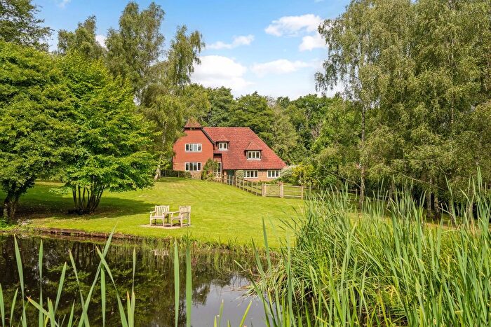 6 Bedroom Detached House To Rent In Perrymans Lane, High Hurstwood, Uckfield, TN22