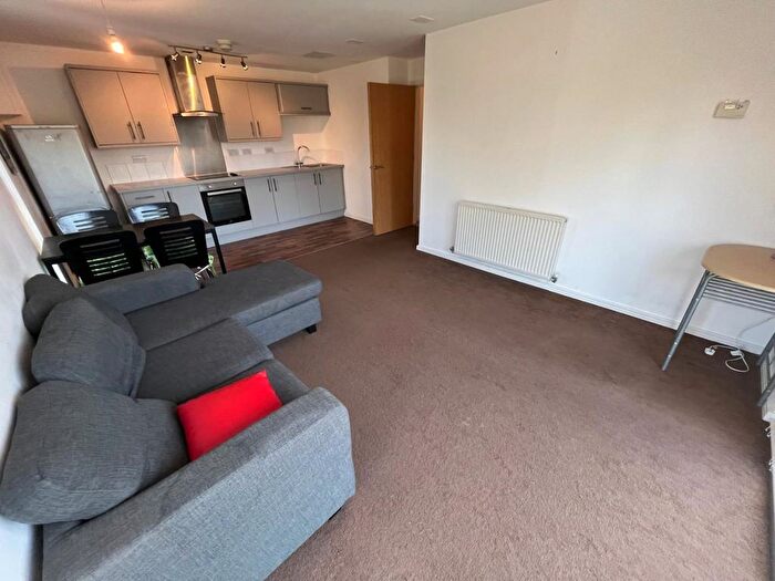 2 Bedroom Flat To Rent In Duke Street, Salford, M7
