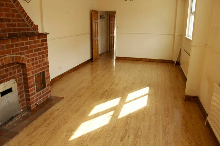 3 Bedroom End Of Terrace House For Sale In Dunton Street, Leicester, LE3