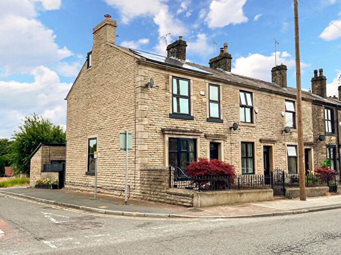 4 Bedroom End Of Terrace House For Sale In Bury Road, Tottington, BL8