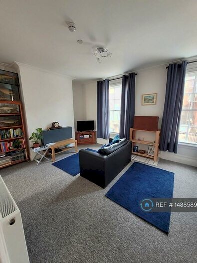 1 Bedroom Maisonette To Rent In Great George Street, Weymouth, DT4