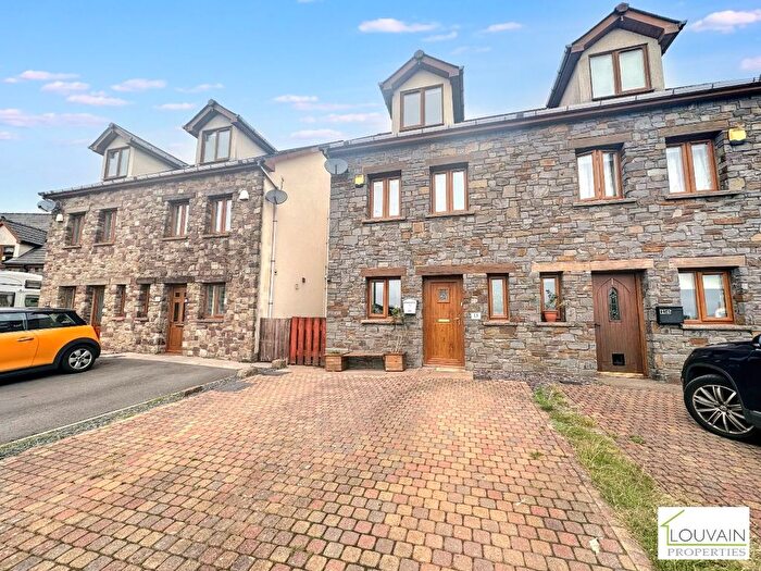 3 Bedroom Semi-Detached House For Sale In Marian Close, Tredegar, NP22