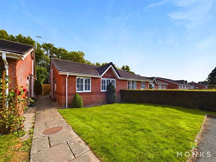 2 Bedroom Semi-Detached Bungalow For Sale In Fernhill Lane, Gobowen, Oswestry, SY11