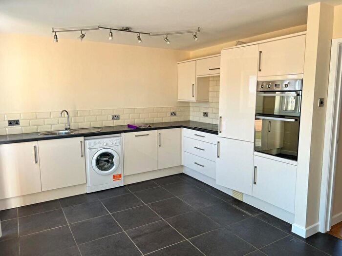 3 Bedroom End Of Terrace House To Rent In Bryansons Close, Stapleton, Bristol, BS16