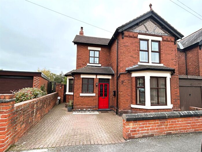 3 Bedroom Detached House For Sale In Argyll Road, Ripley, DE5