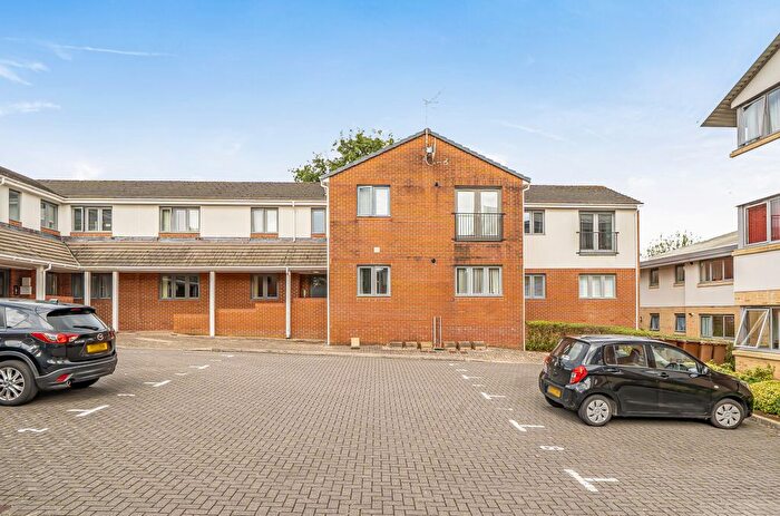 1 Bedroom Flat For Sale In Acorn Gardens, Plymouth, Devon, PL7