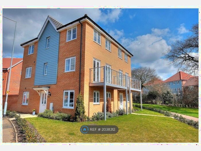 3 Bedroom Semi-Detached House To Rent In Dragonfly Lane, Cringleford, Norwich, NR4