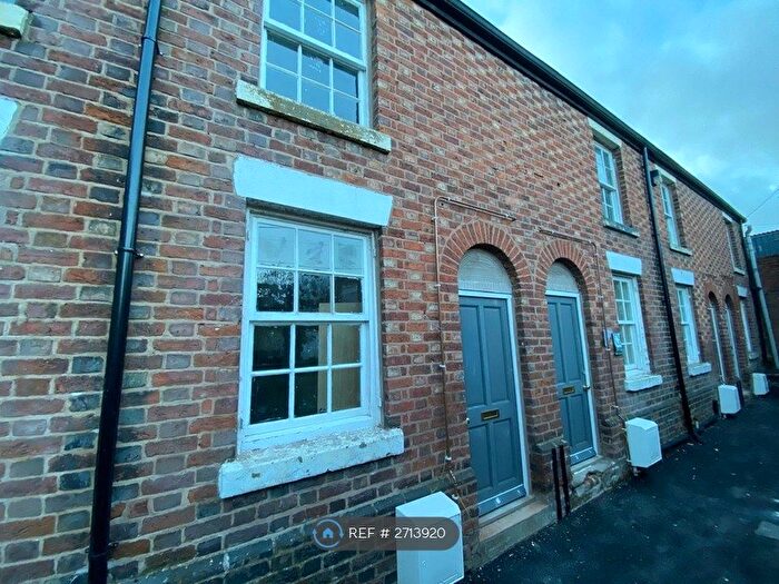 2 Bedroom Terraced House To Rent In Chester Street, Mold, CH7