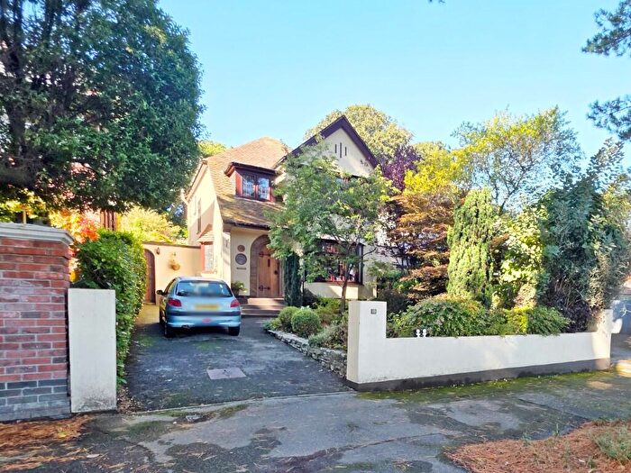 3 Bedroom Detached House For Sale In West Way, Bournemouth, Dorset, BH9