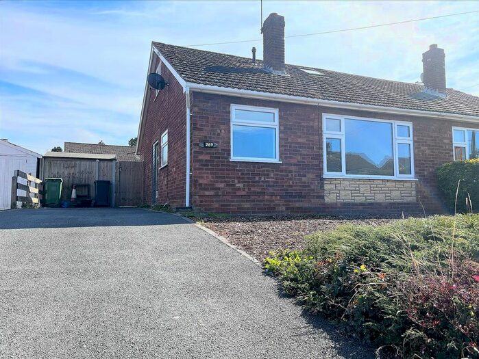 3 Bedroom Semi-Detached Bungalow To Rent In Crowmere Road, Shrewsbury, SY2