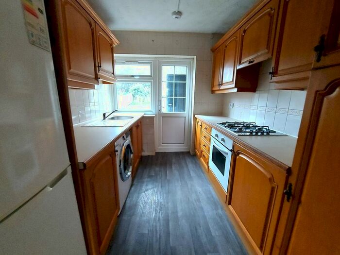 3 Bedroom Semi-Detached House To Rent In St. Andrews Avenue, Hornchurch, RM12