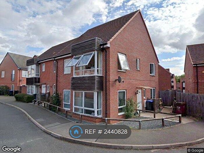 3 Bedroom Semi-Detached House To Rent In Booth Park, Northampton, NN3