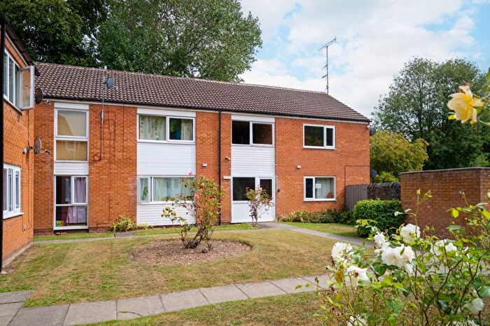 1 Bedroom Flat For Sale In Flat Oakwood, Norwood Road, Sheffield, S5