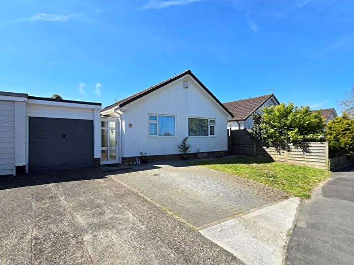 2 Bedroom Link Detached House For Sale In Beechfield Road, Fremington, EX31