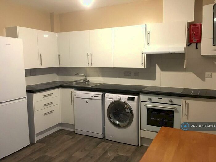 3 Bedroom Flat To Rent In Marsh Street, Bristol, BS1
