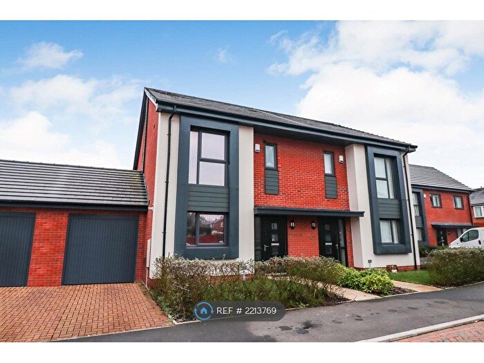 3 Bedroom Semi-Detached House To Rent In Starling Close, Coventry, CV4