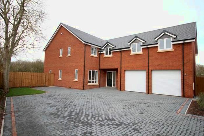 5 Bedroom Detached House To Rent In Swallow Close, Olney MK46