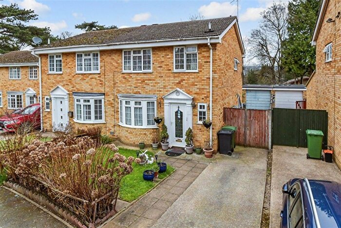 3 Bedroom Semi Detached House For Sale In Clement Court, Maidstone, Kent, ME16
