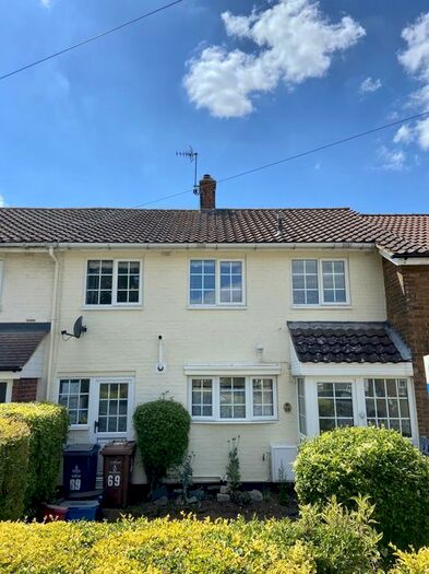 3 Bedroom Property To Rent In Whomerley Road, Stevenage, SG1