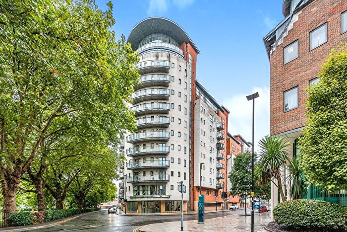 2 Bedroom Flat To Rent In Briton Street, Southampton, Hampshire, SO14