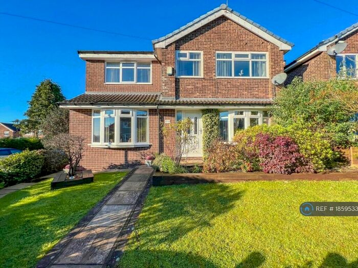 4 Bedroom Detached House To Rent In Mercer Crescent, Haslingden, Rossendale, BB4