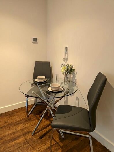2 Bedroom Flat To Rent In Earl Street, Sheffield, S1