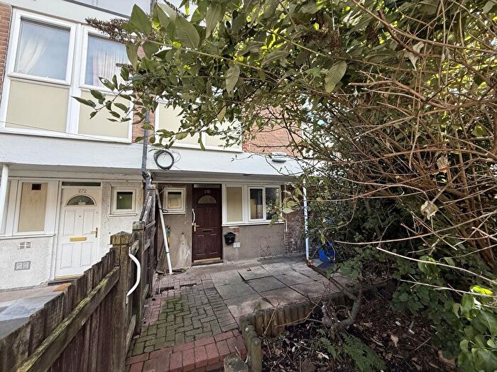 3 Bedroom Flat For Sale In Brunswick Road, Burngreave, Sheffield, South Yorkshire, S3