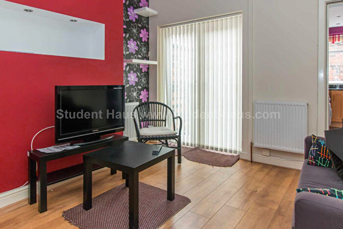 3 Bedroom House To Rent In Suffolk Street, Salford, M6