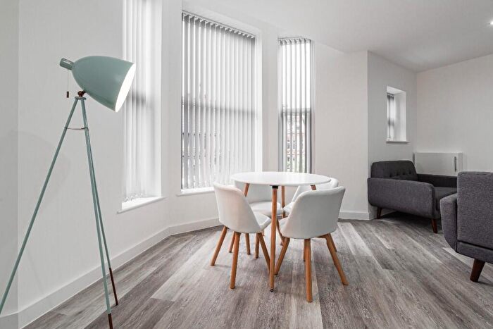 5 Bedroom Apartment To Rent In Hartington Road, Liverpool, Merseyside, L8