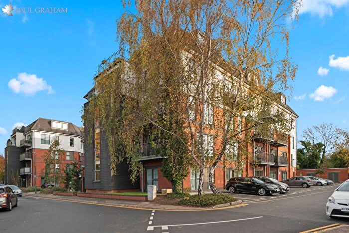 1 Bedroom Flat For Sale In Mill Green Road, Mitcham, CR4