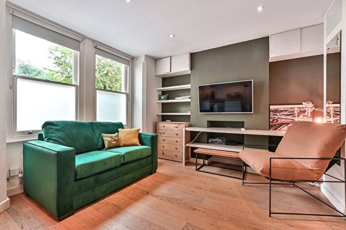 1 Bedroom Flat To Rent In Prowse Place, Camden, London, NW1