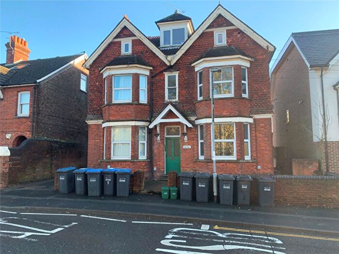 1 Bedroom Flat For Sale In East Grinstead, West Sussex, RH19