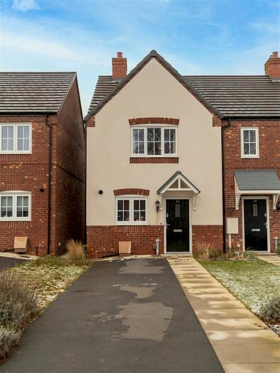 2 Bedroom Town House To Rent In Swan Close, Belle Vue Lane, Blidworth, Mansfield, NG21