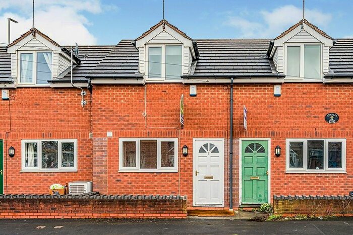 1 Bedroom Terraced House To Rent In Bradley Street, Brierley Hill, West Midlands, DY5