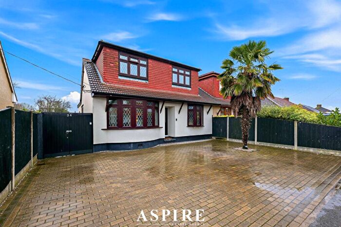 Semi-Detached House For Sale In Grandview Road, Benfleet, SS7
