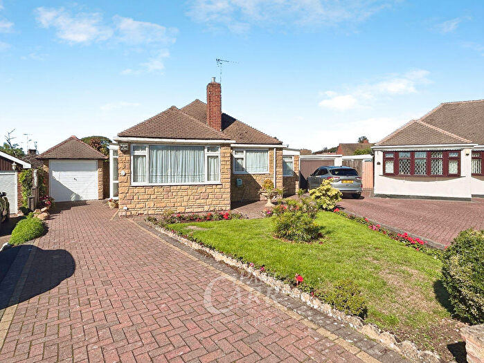 2 Bedroom Detached Bungalow For Sale In Broomhill Close, Great Barr, Birmingham, B43