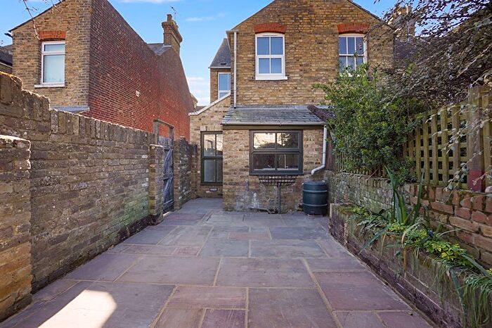 3 Bedroom Terraced House For Sale In St. Peters Grove, Canterbury, CT1