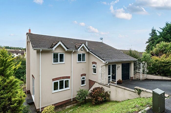 4 Bedroom Detached House For Sale In Bunting Close, Newton Abbot, Devon, TQ12