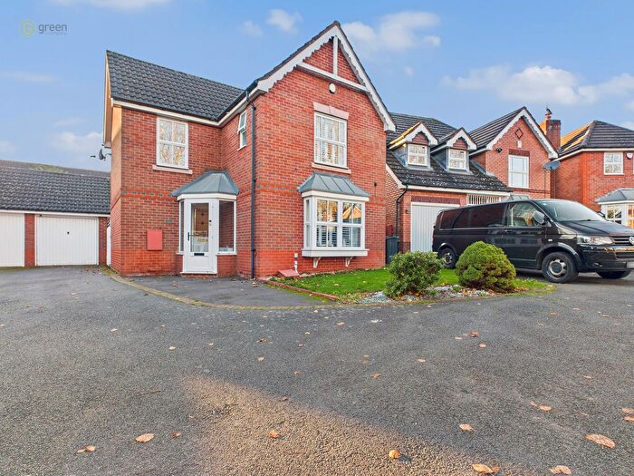 3 Bedroom Detached House For Sale In Saracen Drive, Sutton Coldfield, B75