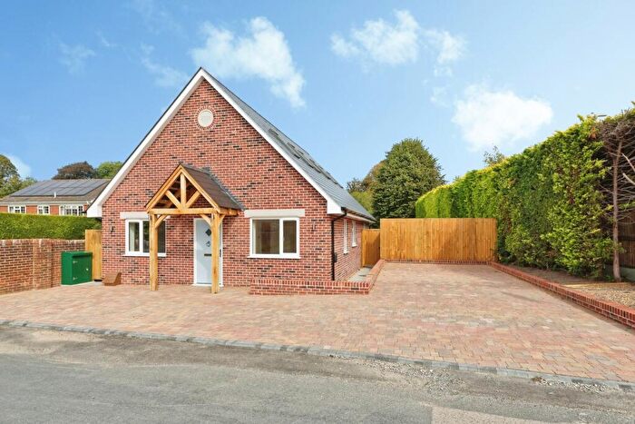 3 Bedroom Bungalow For Sale In Westcourt Lane, Shepherdswell, Dover, Kent, CT15