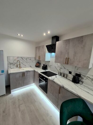 2 Bedroom Flat To Rent In Chalon Way West, St Helens, WA10