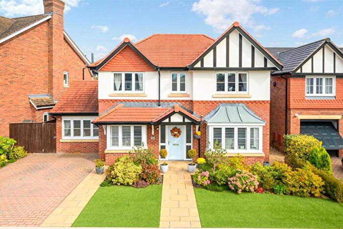 4 Bedroom Detached House For Sale In Bradshaw Close, Wilmslow, SK9