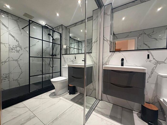 1 Bedroom Flat To Rent In Pepys Street, EC3N