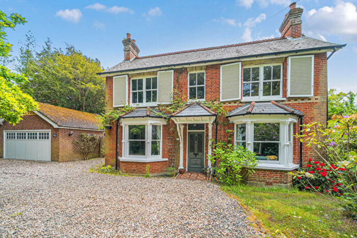 5 Bedroom Detached House For Sale In Gally Hill Road, Fleet, GU52