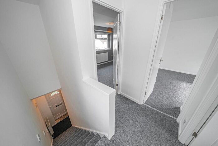 2 Bedroom End Of Terrace House To Rent In Hopedene, Leam Lane, Gateshead, Tyne And Wear, NE10
