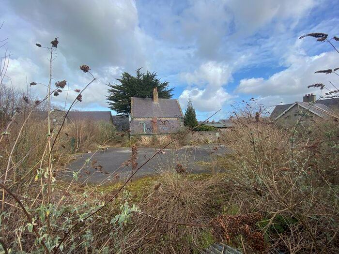 Property For Sale In Bangor, Gwynedd. By Online Auction Provisional